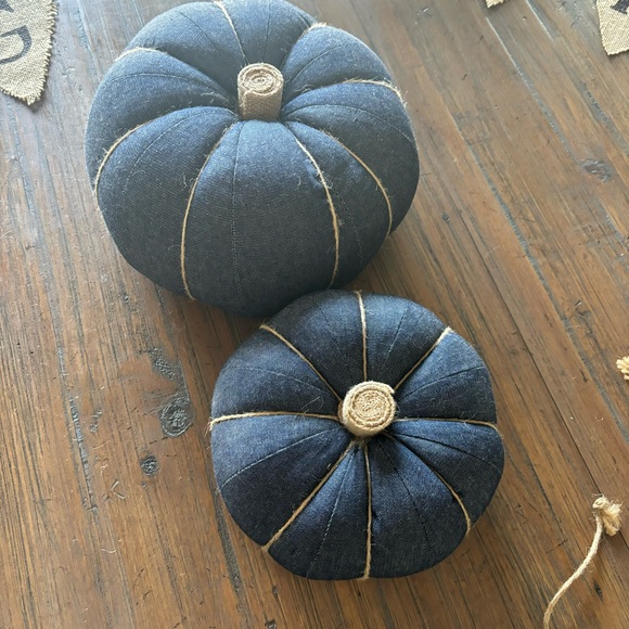 Five item fall thankful bundle of two pumpkins, sign, banner & espresso cup set - Picture 10 of 16